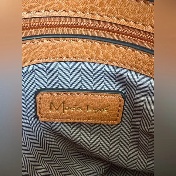 Moda Luxe Henri Tan Vegan Leather Fold Over Expandable Crossbody Bag - Picture 9 of 16